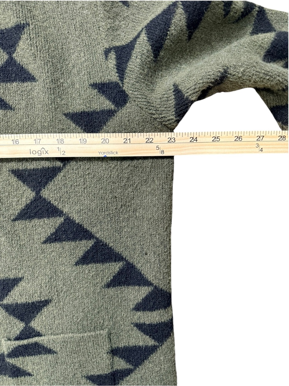 FRYE XL Southwestern Aztec Long Cardigan Sweater Olive Green Black - Picture 7 of 12